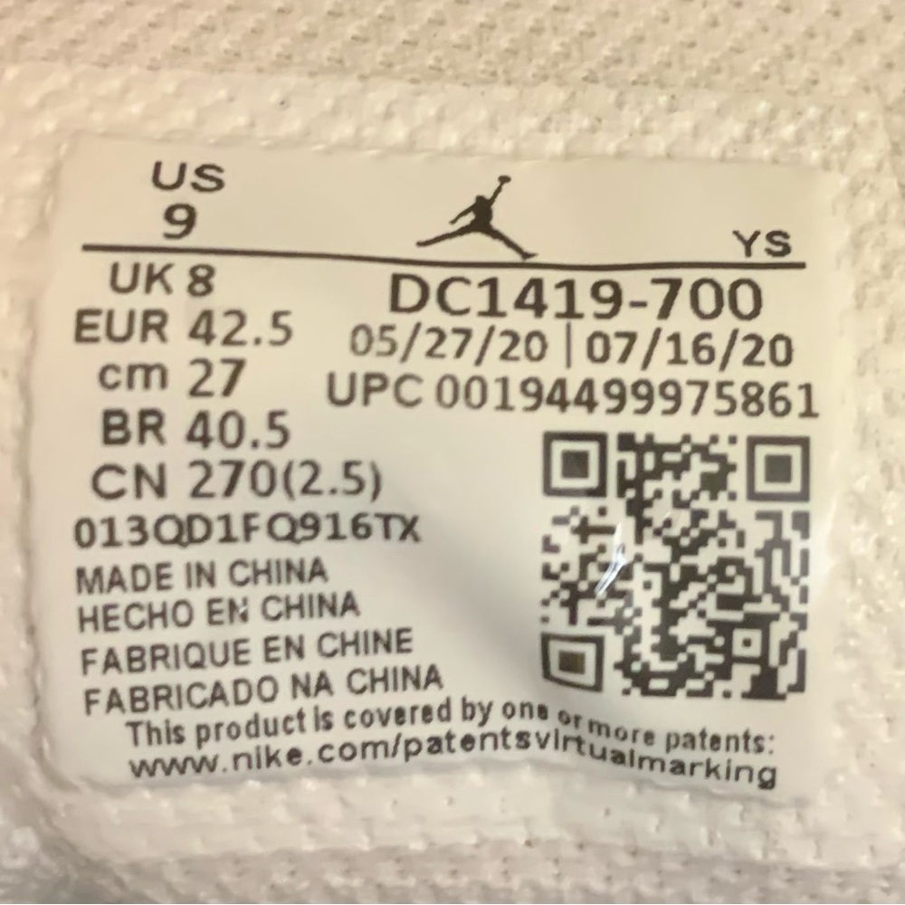 Nike Air Jordan 1 Mid SE "Metallic Gold" - Picture 14 of 16